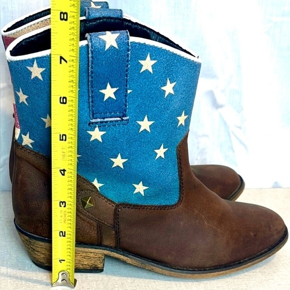 Brown Ankle Boots with American Flag Design - Picture 4 of 10